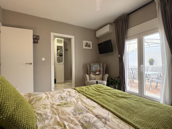 Image No.26-4 Bed Villa for sale