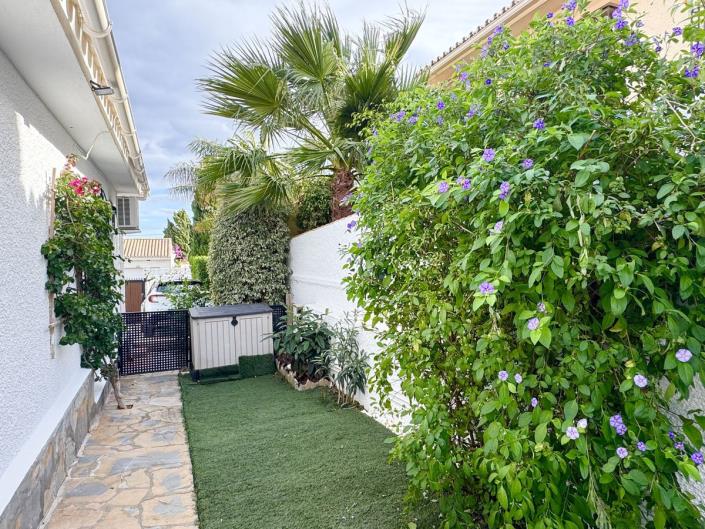 Image No.33-4 Bed Villa for sale