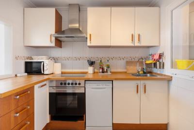 11-20939a0134ad724a8cb2a801094d15a4