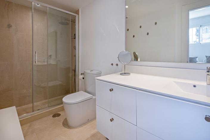 Image No.34-4 Bed Apartment for sale