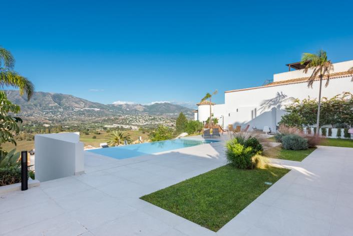 Image No.36-3 Bed Villa for sale