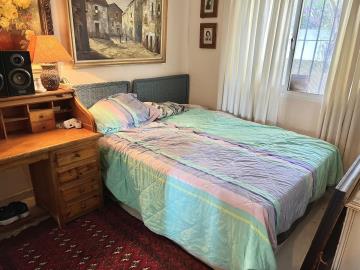 13-5fd73dea700db77384c091ca9818b1a9