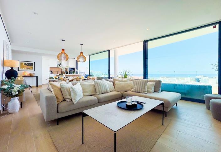 Image No.10-4 Bed Apartment for sale