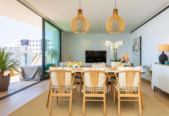 Image No.12-4 Bed Apartment for sale