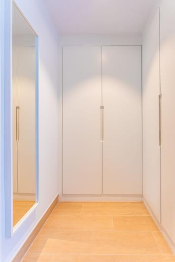 Image No.18-4 Bed Apartment for sale