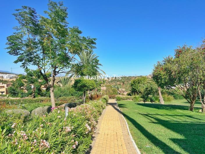 Image No.22-2 Bed Apartment for sale