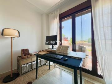 11-20939a0134ad724a8cb2a801094d15a4