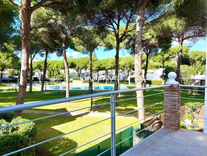 Image No.3-2 Bed Semi-Detached for sale