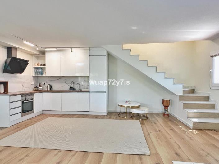 Image No.11-2 Bed Semi-Detached for sale