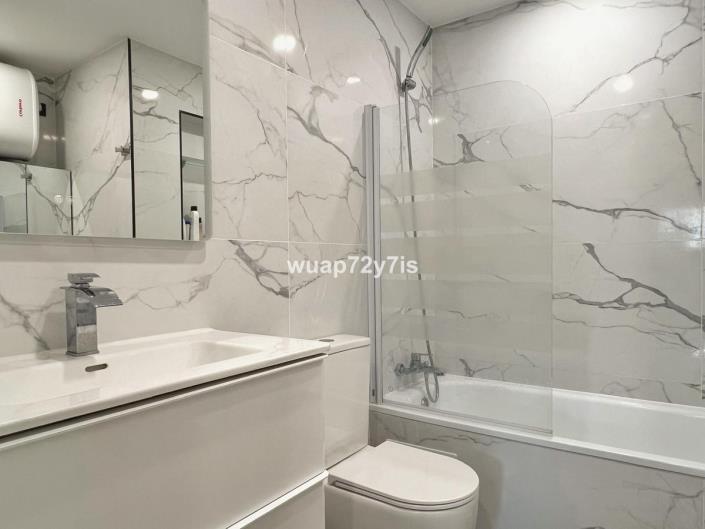 Image No.14-2 Bed Semi-Detached for sale