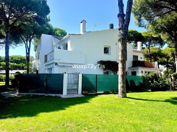 Image No.21-2 Bed Semi-Detached for sale