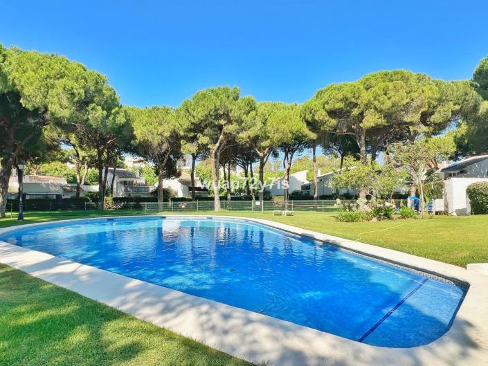 Image No.24-2 Bed Semi-Detached for sale