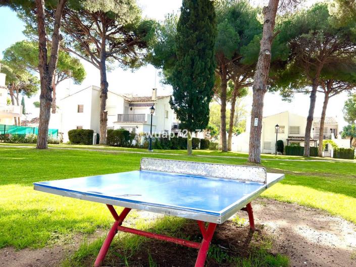 Image No.25-2 Bed Semi-Detached for sale