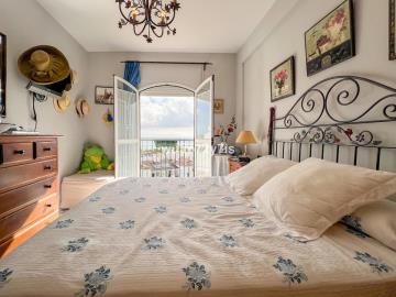 15-11d12f2f454f2f5e9b981fdd8b901d51