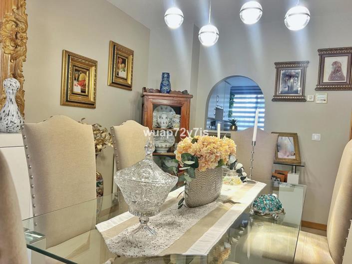 Image No.3-3 Bed Apartment for sale