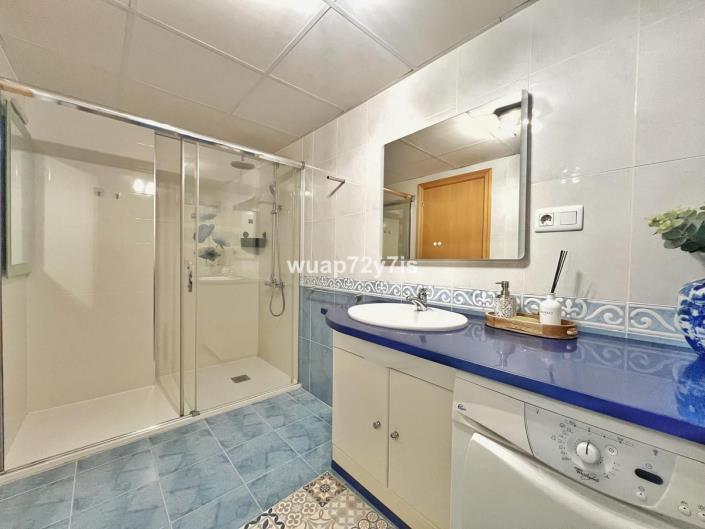 Image No.8-3 Bed Apartment for sale