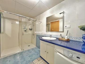 8-e64a9055bba3e77ac8aca3b893cdf826