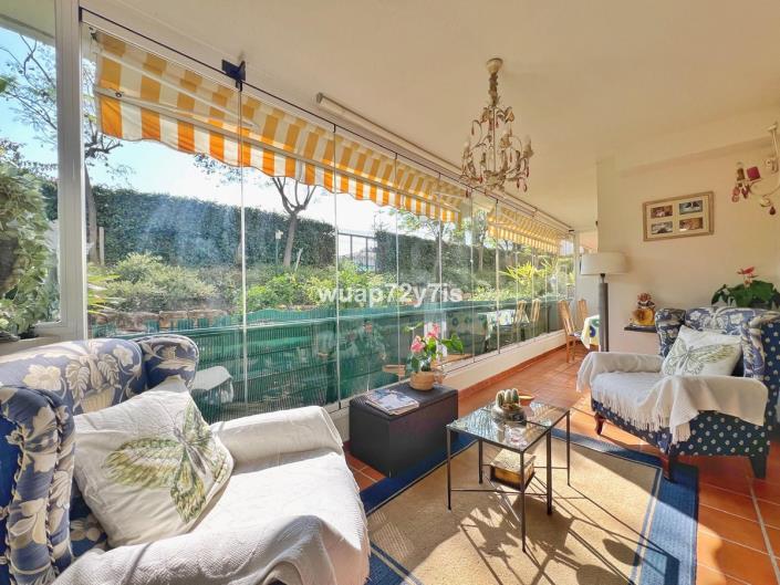 Image No.18-3 Bed Apartment for sale