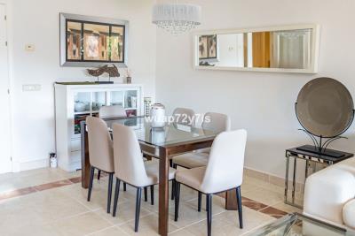 9-467d0cee5b725f3ef65f102a0c2e69c0