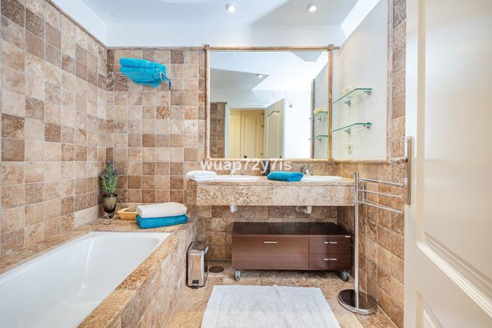 Image No.17-2 Bed Apartment for sale