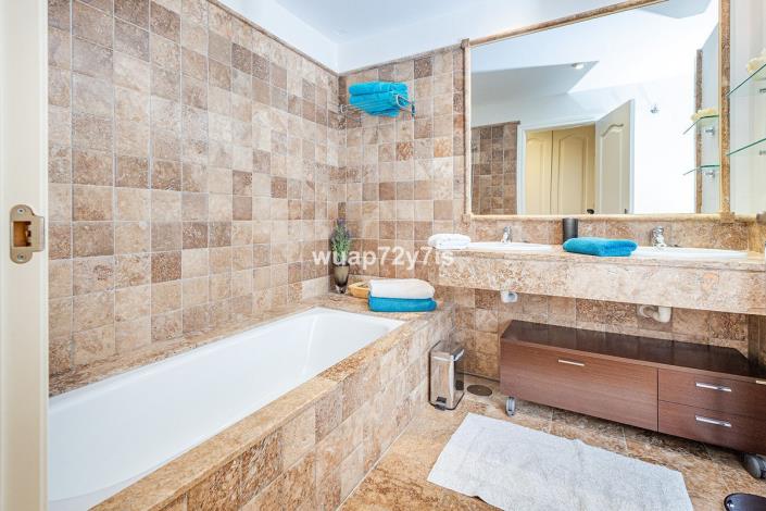 Image No.18-2 Bed Apartment for sale