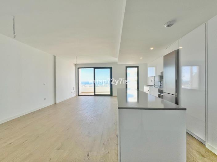 Image No.6-3 Bed Apartment for sale