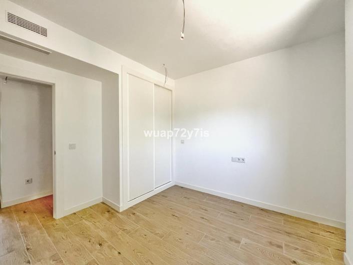 Image No.13-3 Bed Apartment for sale