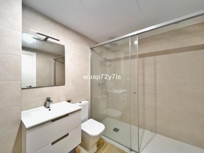 Image No.20-3 Bed Apartment for sale