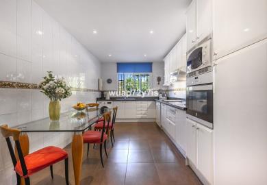 9-467d0cee5b725f3ef65f102a0c2e69c0