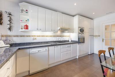 10-bb915d1cb19341576dcdc994b81ab9c5