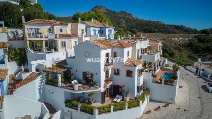 Image No.2-3 Bed Semi-Detached for sale