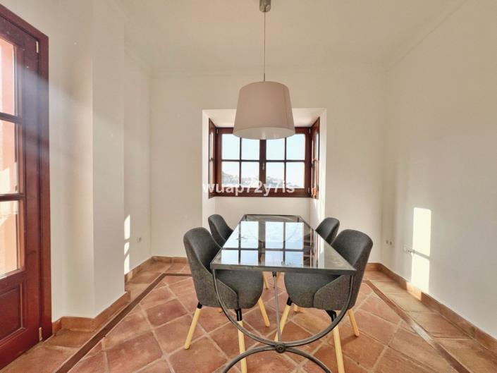 Image No.14-3 Bed Semi-Detached for sale