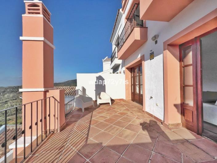 Image No.30-3 Bed Semi-Detached for sale