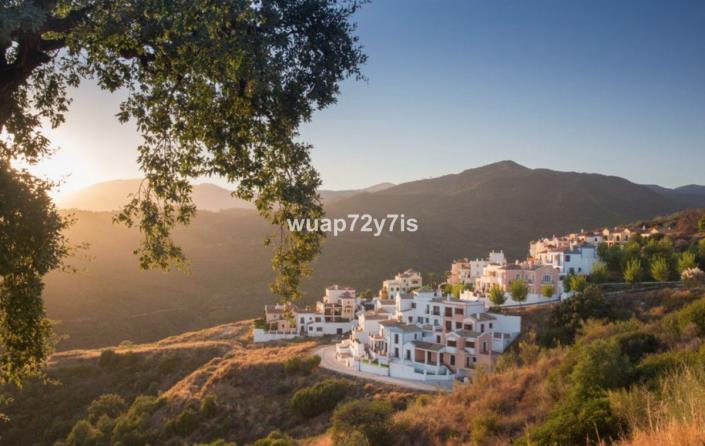 Image No.35-3 Bed Semi-Detached for sale