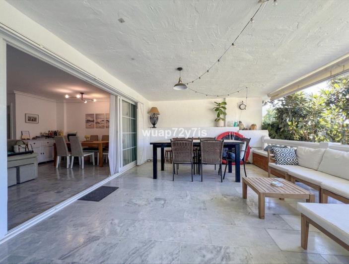 Image No.5-6 Bed Townhouse for sale