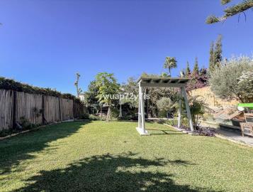 9-467d0cee5b725f3ef65f102a0c2e69c0