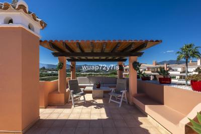 2-5bd7b9d04b45e33852eaf0ec6670150d