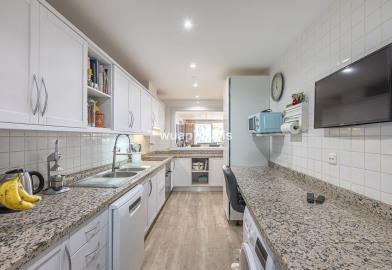 9-467d0cee5b725f3ef65f102a0c2e69c0