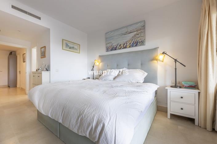 Image No.17-3 Bed Apartment for sale