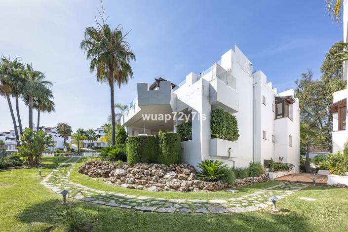 Image No.19-3 Bed Apartment for sale