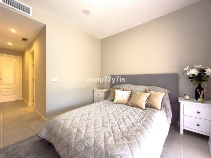 Image No.21-3 Bed Apartment for sale