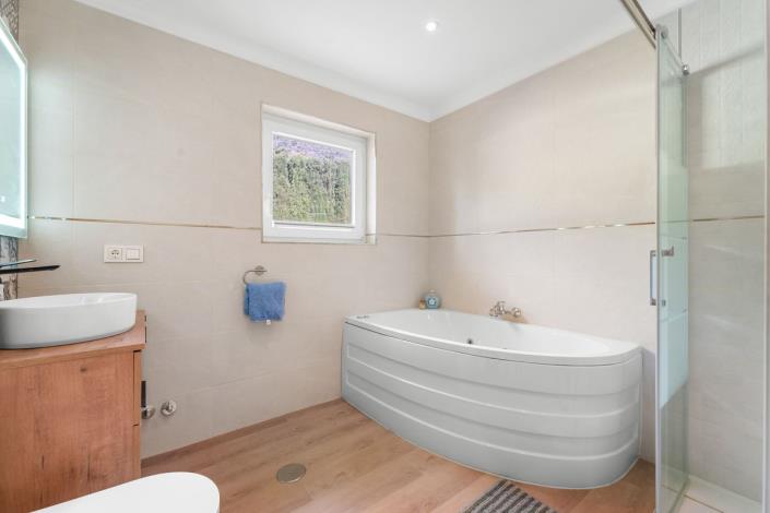 Image No.24-4 Bed House/Villa for sale