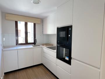 8-e64a9055bba3e77ac8aca3b893cdf826