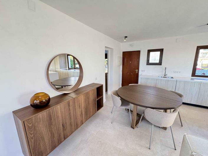 Image No.12-2 Bed Apartment for sale