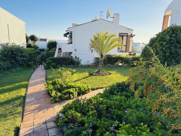 Image No.22-2 Bed Apartment for sale