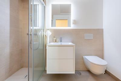 12-53013098fcab6c38b1379cd33298e050