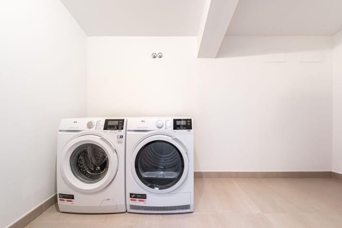 Image No.13-2 Bed Apartment for sale