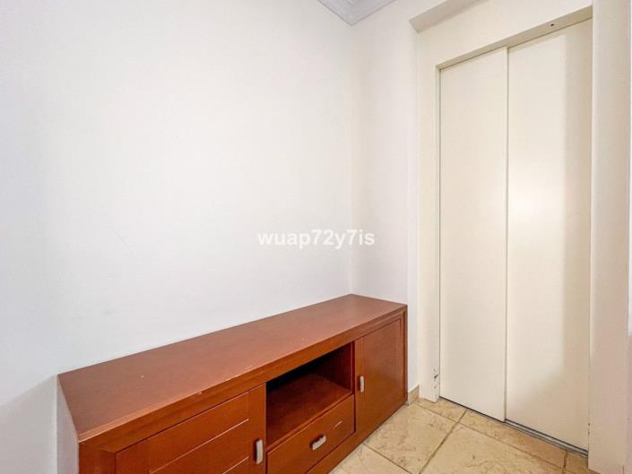 Image No.26-5 Bed Semi-Detached for sale