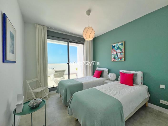 Image No.22-5 Bed Penthouse for sale