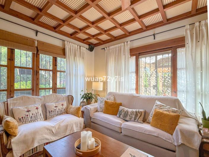 Image No.11-2 Bed Villa for sale